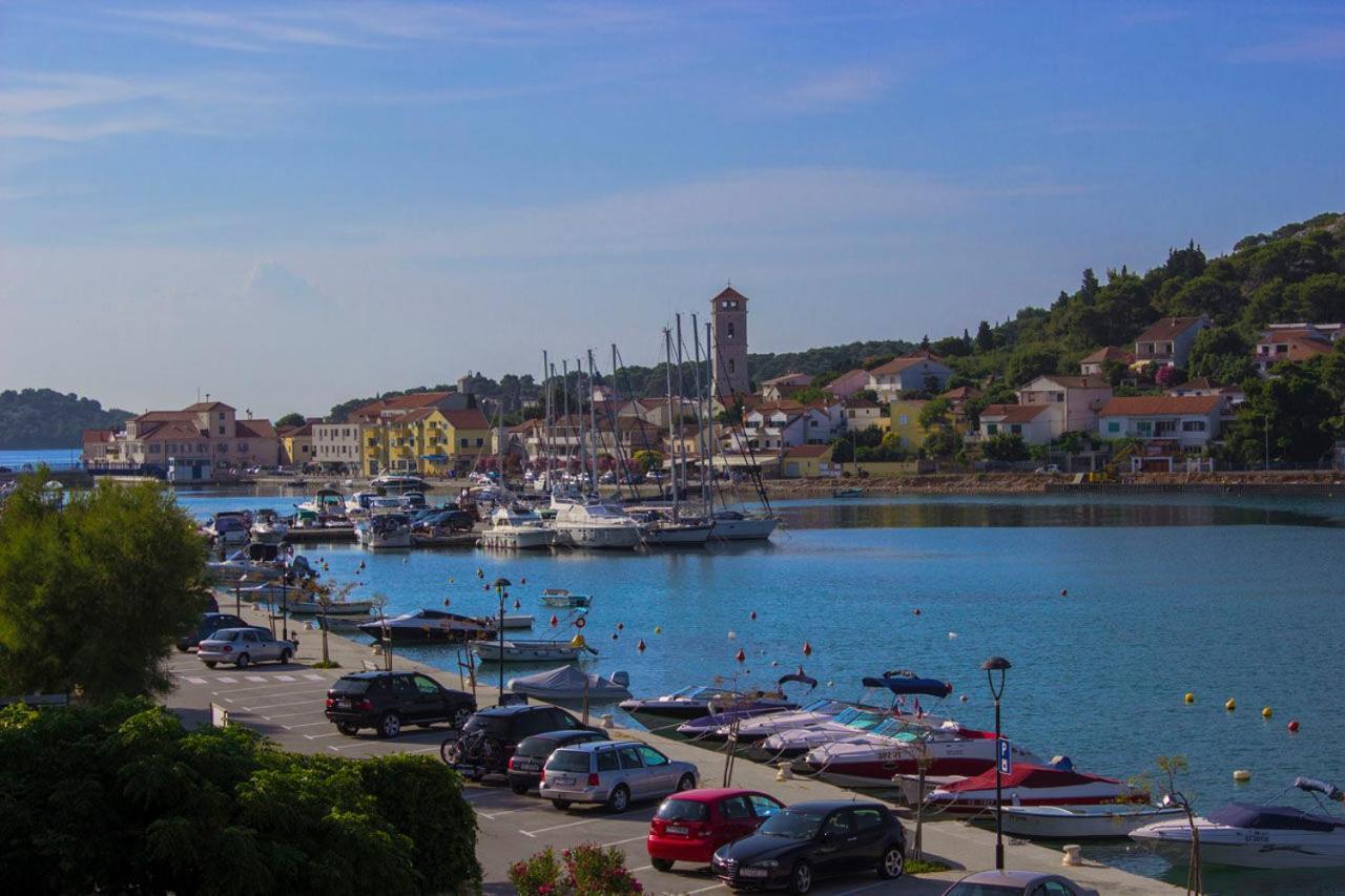 House Hotel Plava Laguna Tisno Room photo